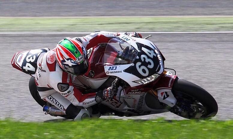 エアバッグ義務化の動きに対応する