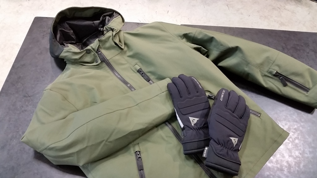 冬ツーリングも快適に『COMO GORE-TEX GLOVES』