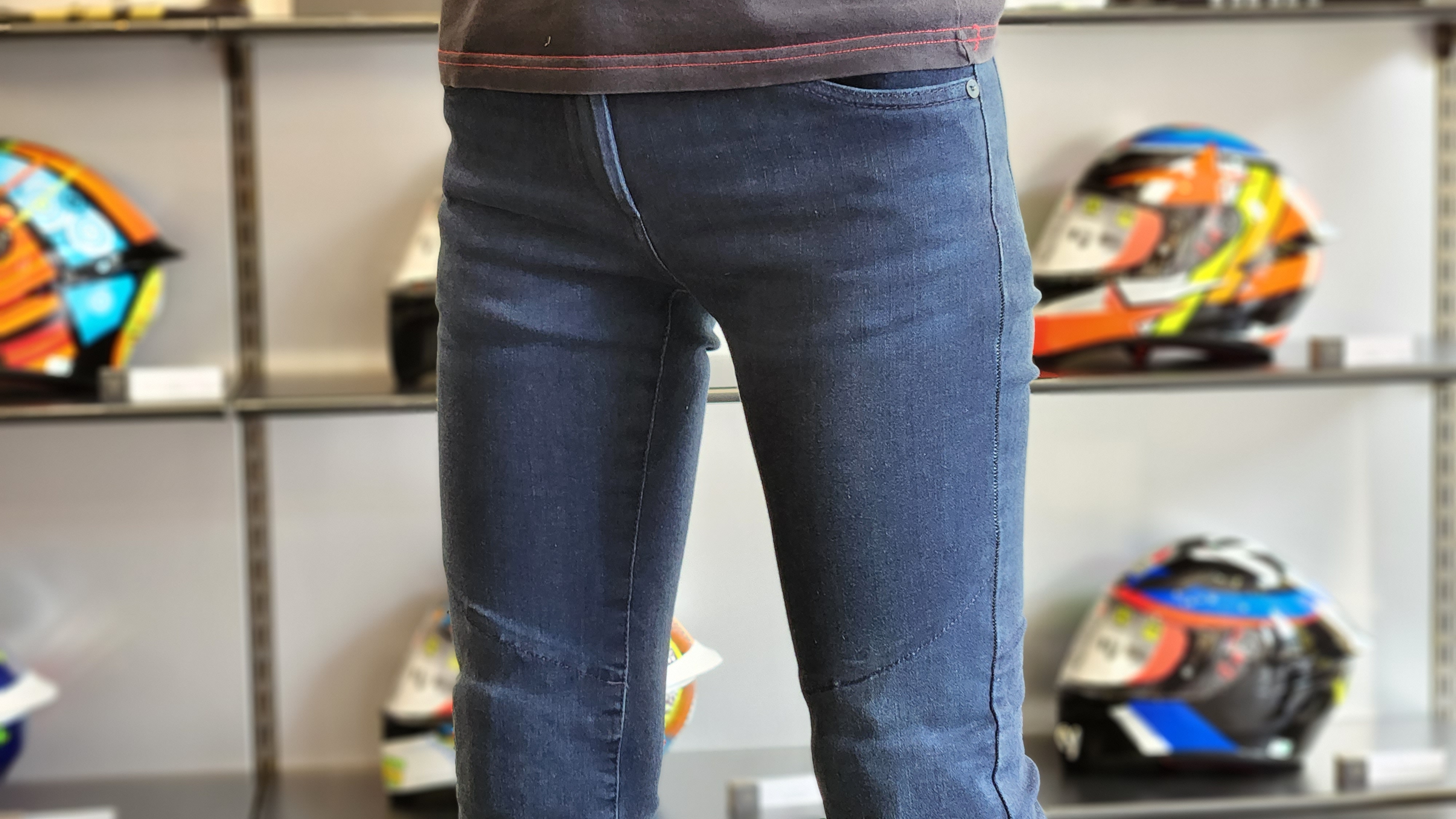 フィットスキニージーンズ ユニクロ公式 | ウルトラストレッチスキニーフィットジーンズ