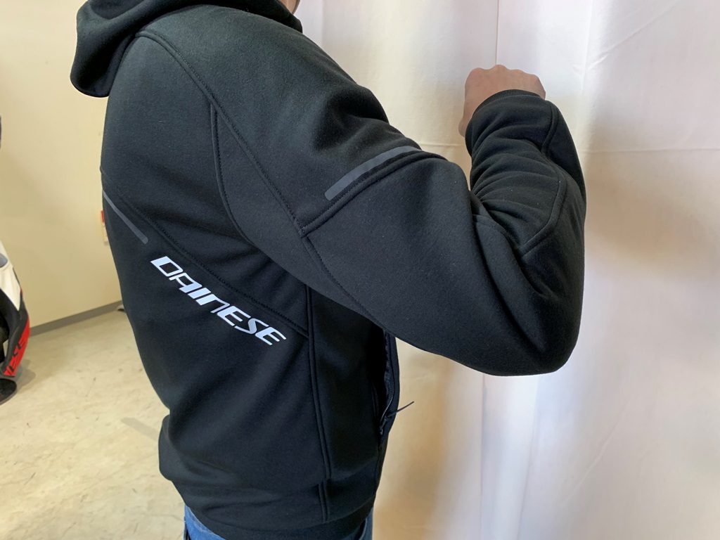 この春イチオシ！着心地抜群の新作ジャケットが入荷しました。