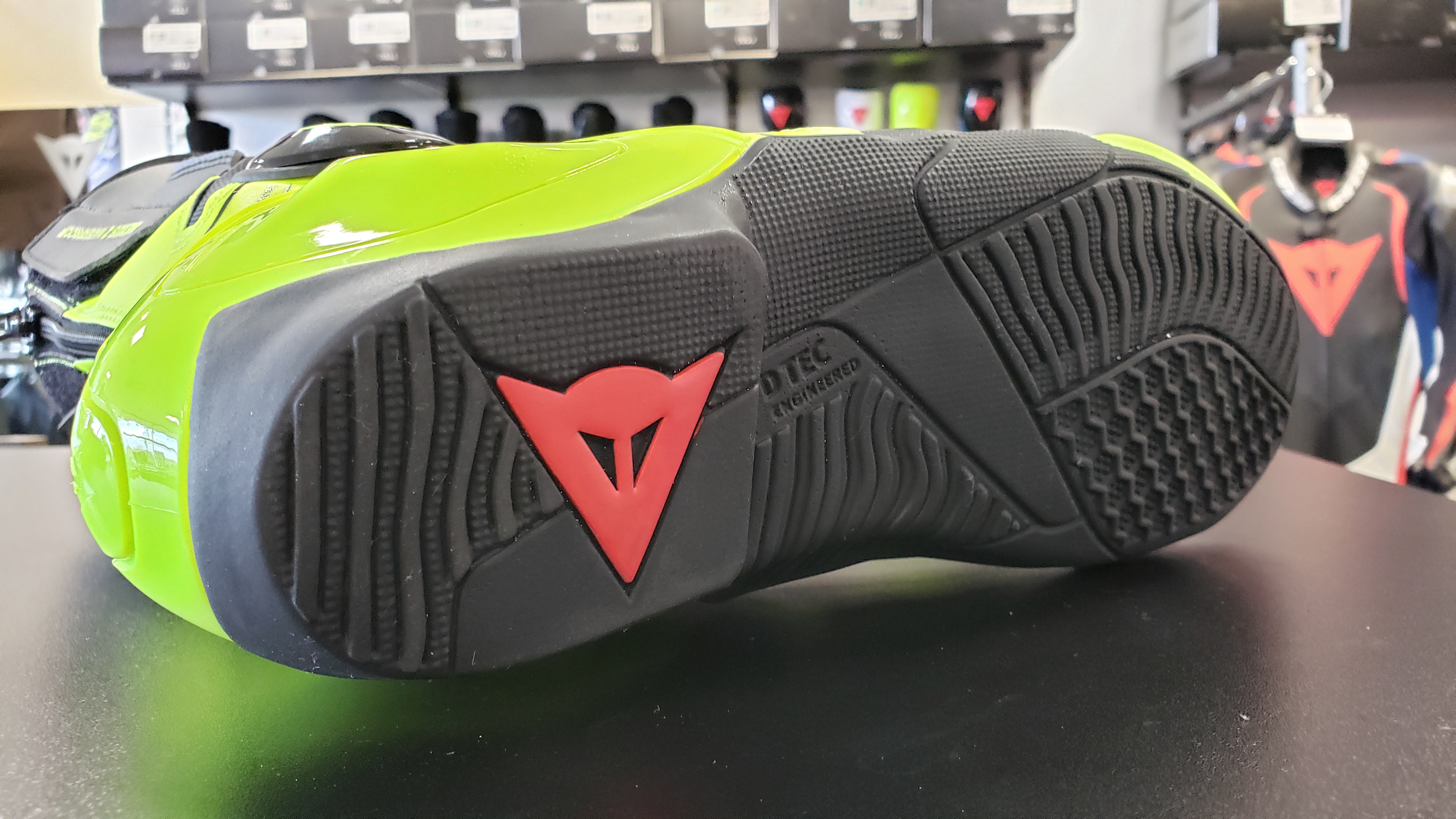 Dainese NemboGORE-TEX 黒/蛍光イエローサイズM Dainese NemboGORE-TEX 黒/蛍光イエローサイズM