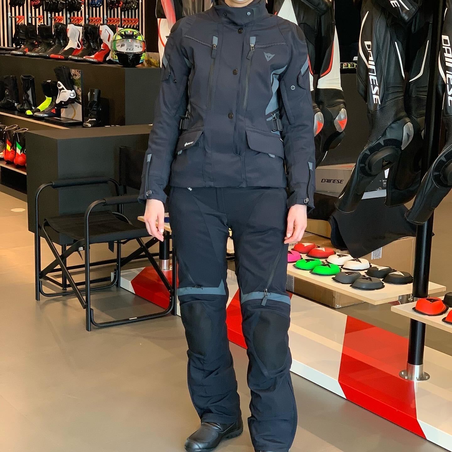 雨にも負けず風にも負けず寒い冬の気候にも負けないジャケットが入荷