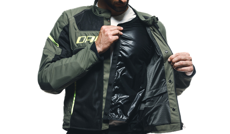 インナー付きモデル