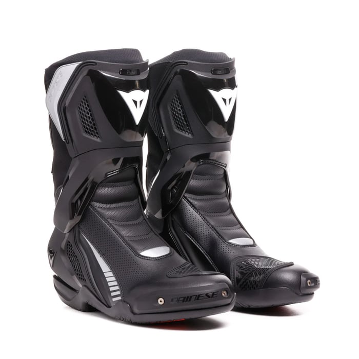 NEXUS 3 IN & OUT BOOTS AIR image