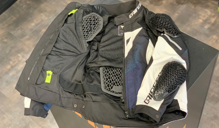 SUPER SPRINT D-DRY (4)