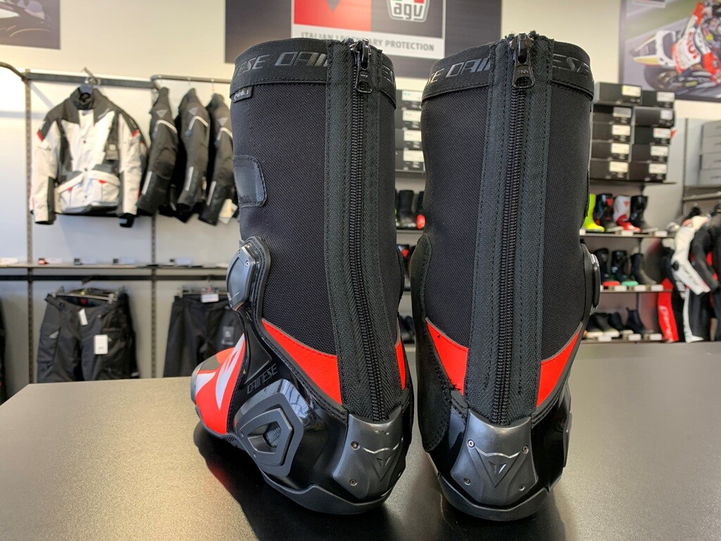AXIAL 2 BOOTS5