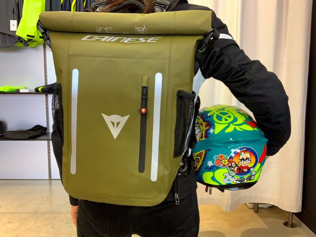 急な雨でも安心なバックパック【EXPLORER WP BACKPACK 15L 】