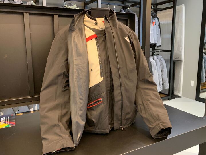 防水・防風オールシーズンジャケット】｜GULLFOSS D-DRY JACKET