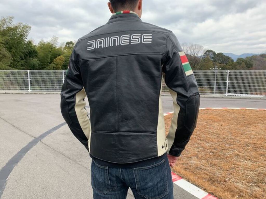 個性を引き立てる！ビンテージジャケット