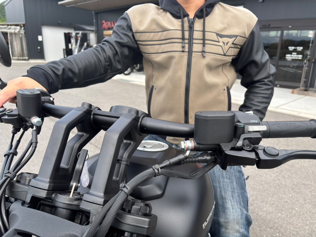 レトロスタイルが魅力的！｜VINTEDGE LEATHER JACKET