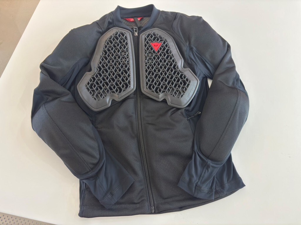 1枚で安全性向上！｜PRO-ARMOR SAFETY JACKET 2.0