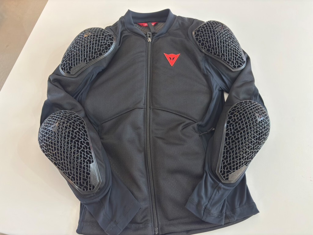 Dainese セパレート ナイロン プロテクタージャケット ブラック 1枚で安全性向上！｜PRO-ARMOR SAFETY JACKET 2.0