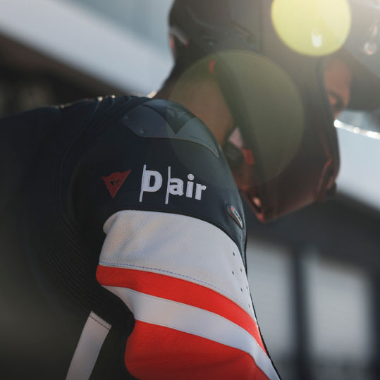 エアバッグ搭載スーツ「MISANO 3 D-AIR 1PC LEATHER SUIT」入荷！