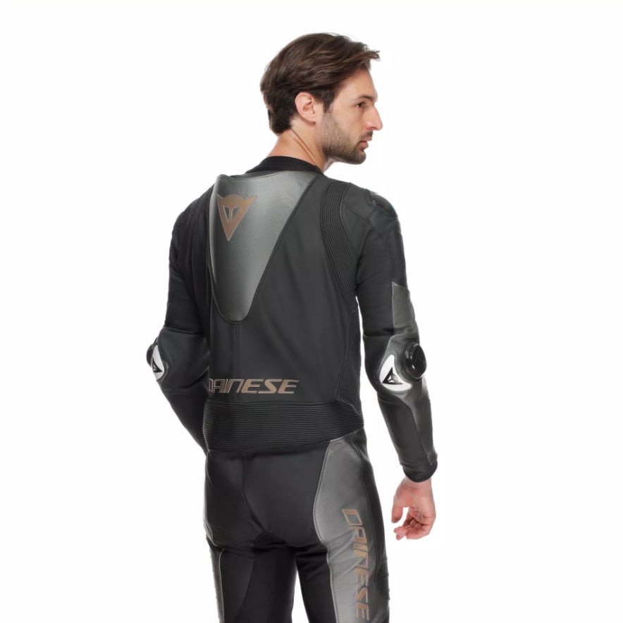 LAGUNA SECA 5 1PC LEATHER SUIT」に希少カラー登場！