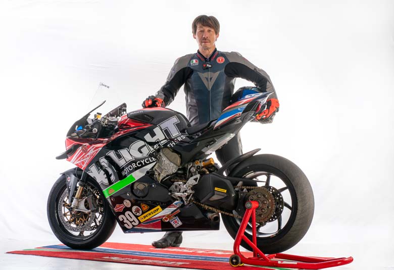 MUGELLO 3 D-AIR 1PC LEATHER SUIT」カラーオーダーのご紹介