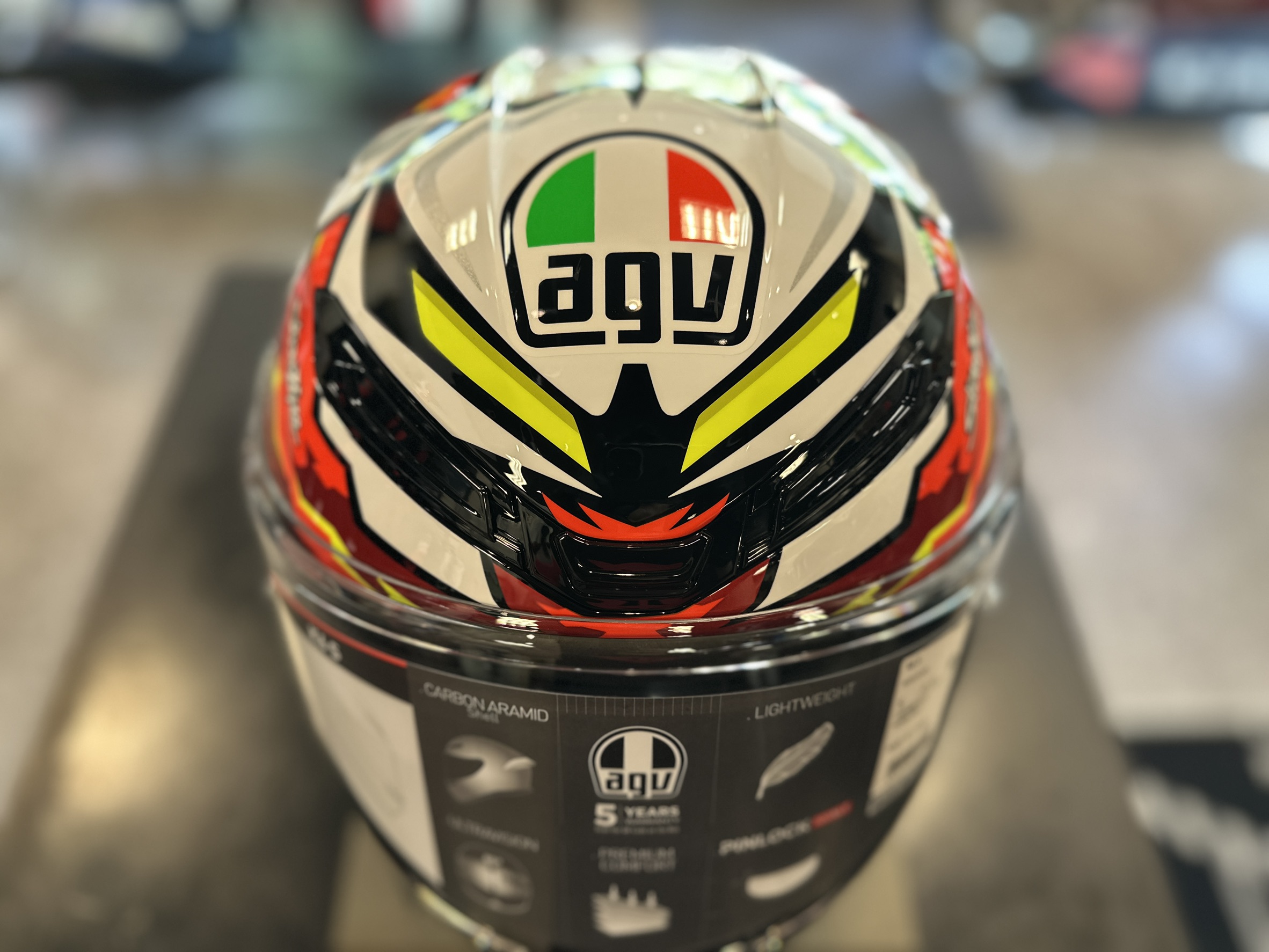 新色入荷】AGV K6 S BEZZECCHI 2024 入荷しました