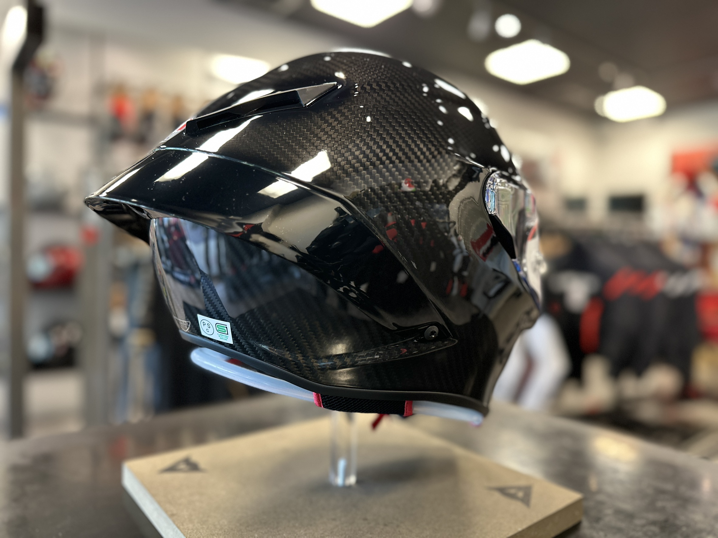 待望の入荷】AGV PISTA GP RR MONO GLOSSY CARBON 入荷しました