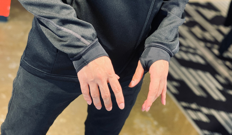 D-MANTLE FLEECE WS サムホール