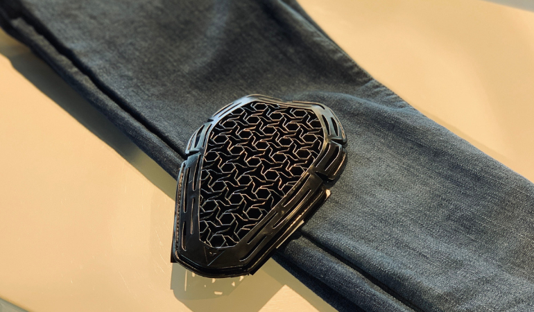 5-POCKET DENIM PANTS プロテクター