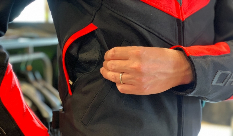 IPERATTIVA ベンチレーション