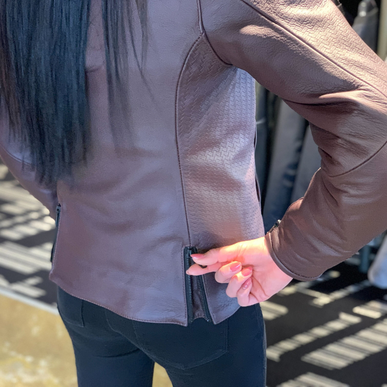 ITINERE レディースカット