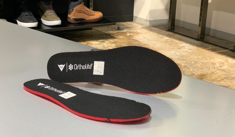 インソール SUBURB ZIP UP