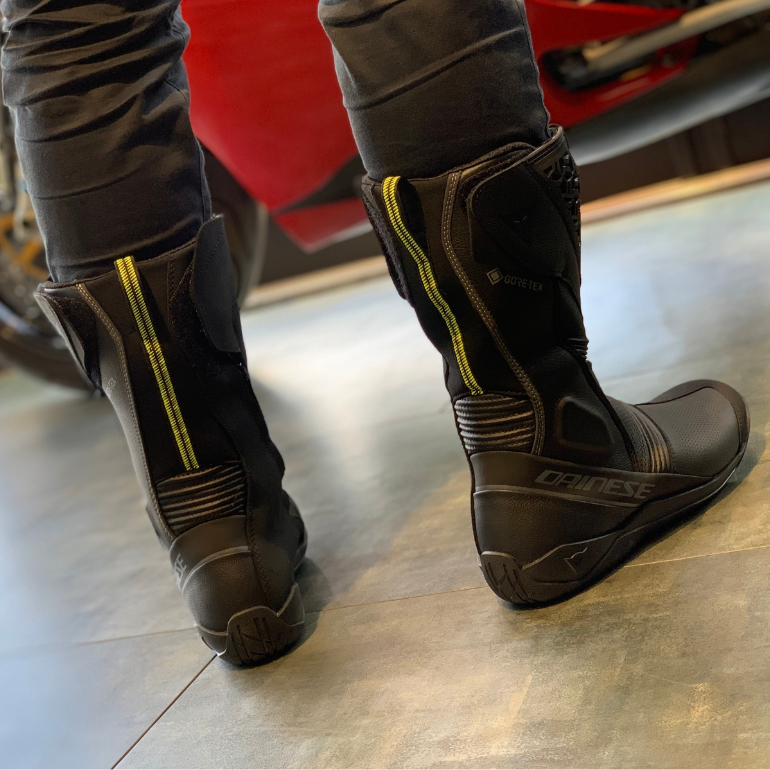 ブログ用) 正方形 - 770x770 (1)-Apr-27-2026-06-05-01-8238-AM