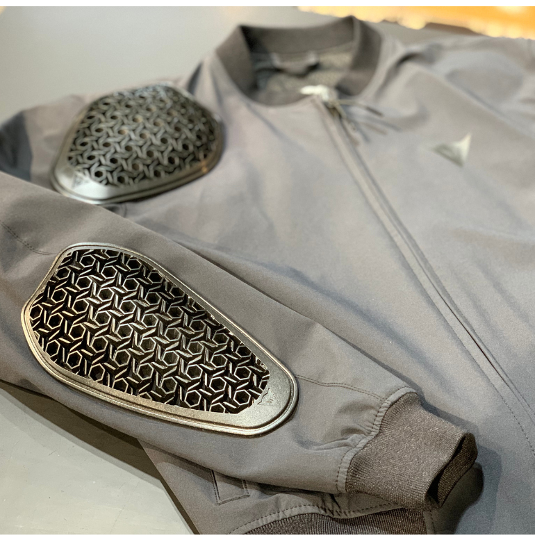 ブログ用) 正方形 - 770x770-Feb-11-2026-06-31-36-4336-AM