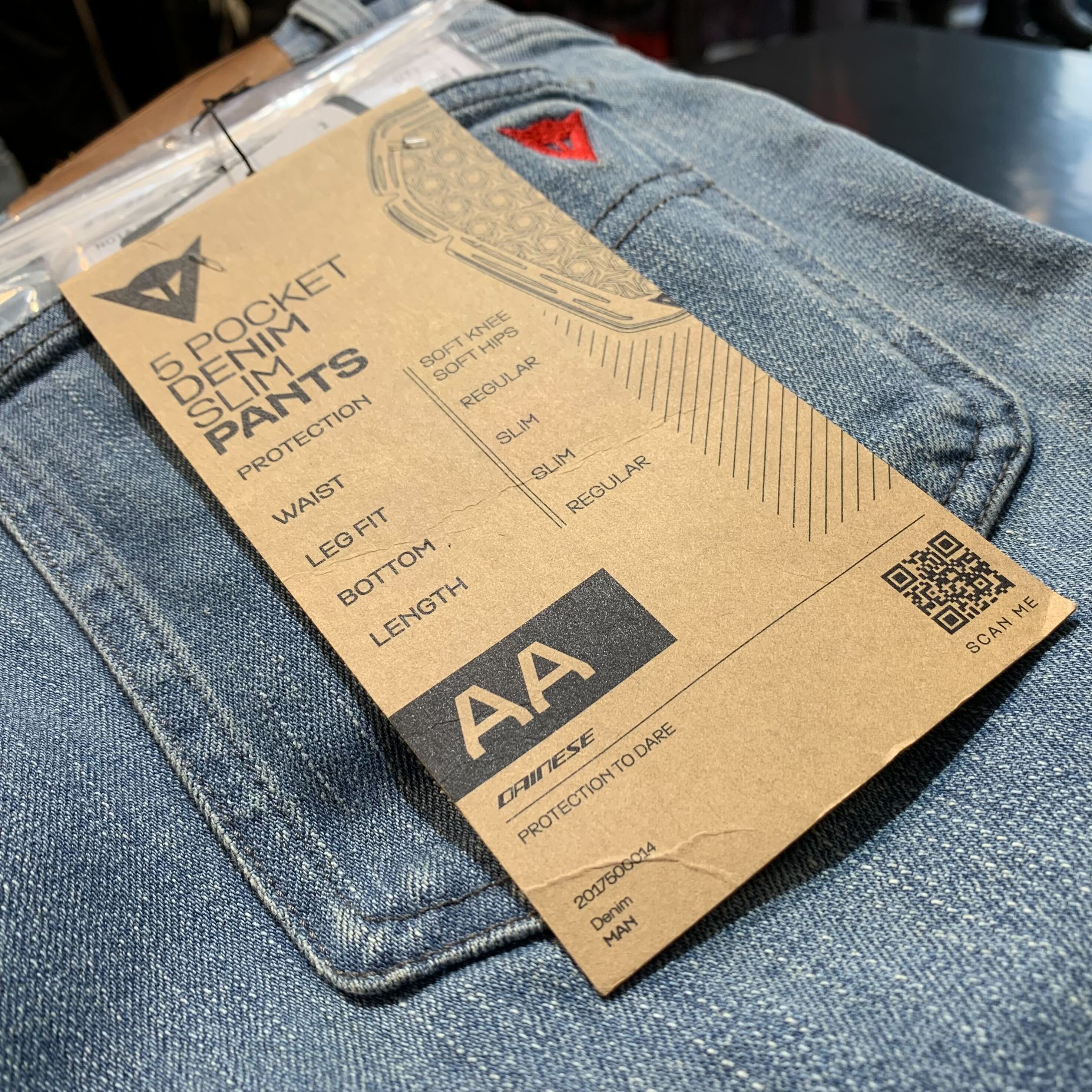 機能美×快適性×安全性｜5-POCKET DENIM SLIM PANTSの全貌