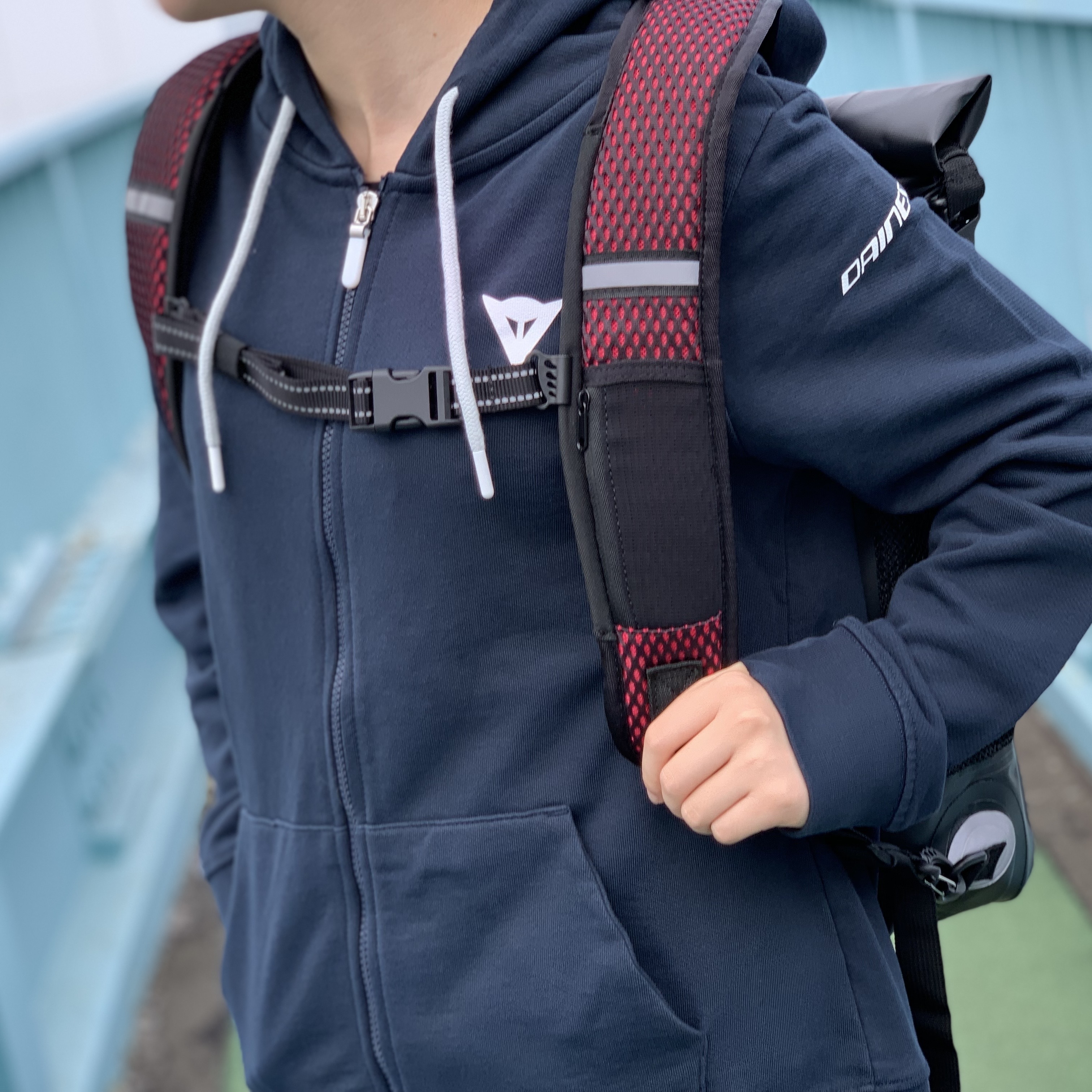 ツーリングと日常を支える防水バックパック EXPLORER WP BACKPACK 15L