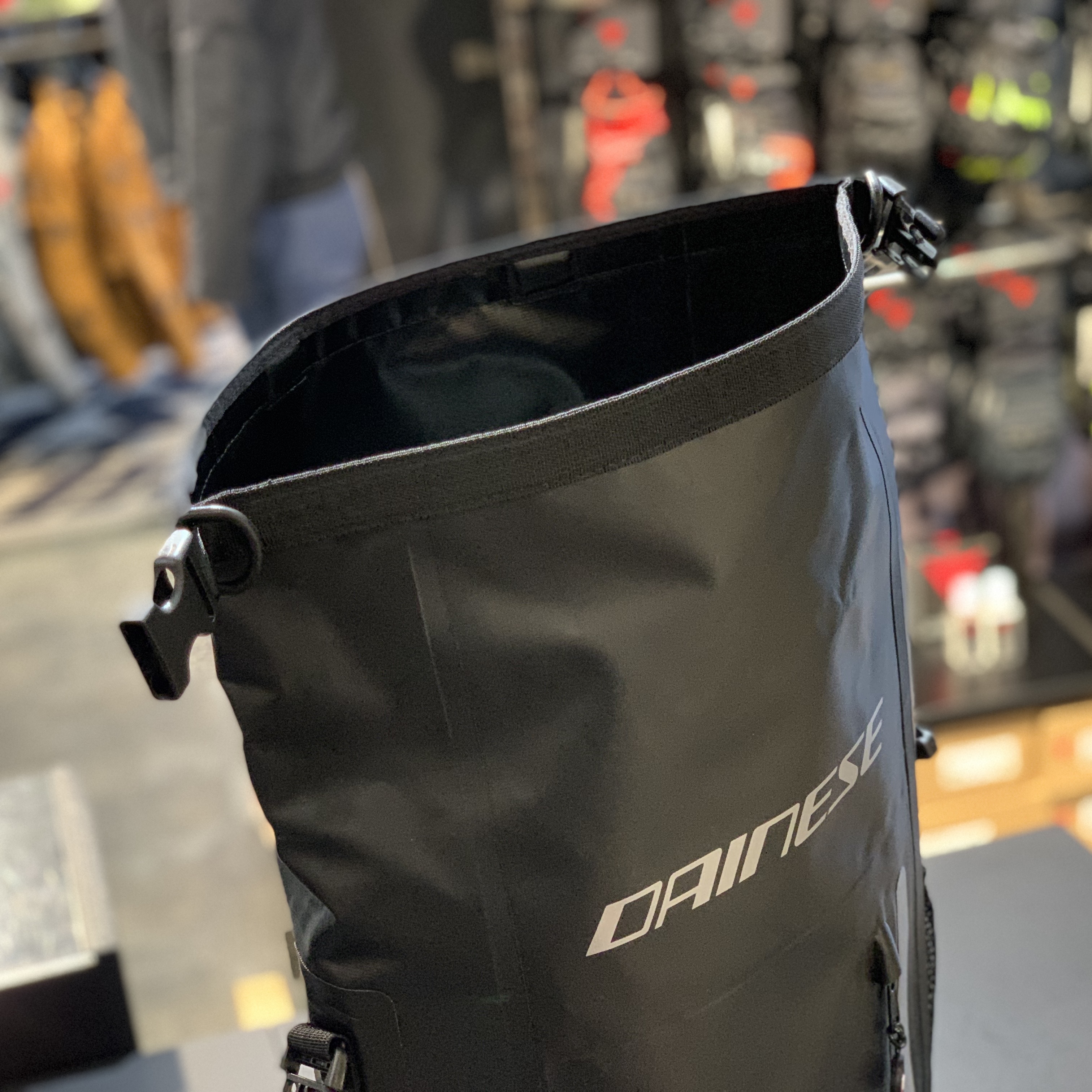 バッグ P KAWASAKI ZX-6R SW-MOTECH:SWモテック PROカーゴバッグ TAILBAGを使っ