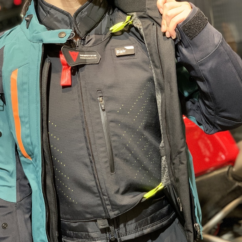どこまでも走り続けたくなる安心感。レディースアドベンチャー