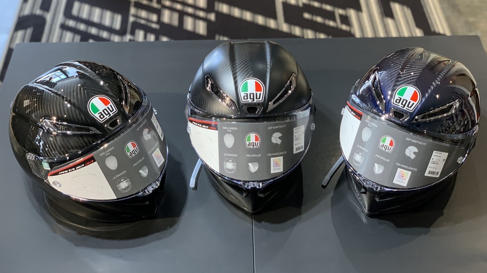 PISTA GP RRの人気ソリッドカラーが再入荷！ 最高峰ヘルメットが