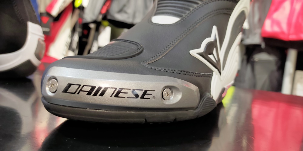 DAINESE AXIAL D1 BOOTS 26.5cm eu40 - ブーツ