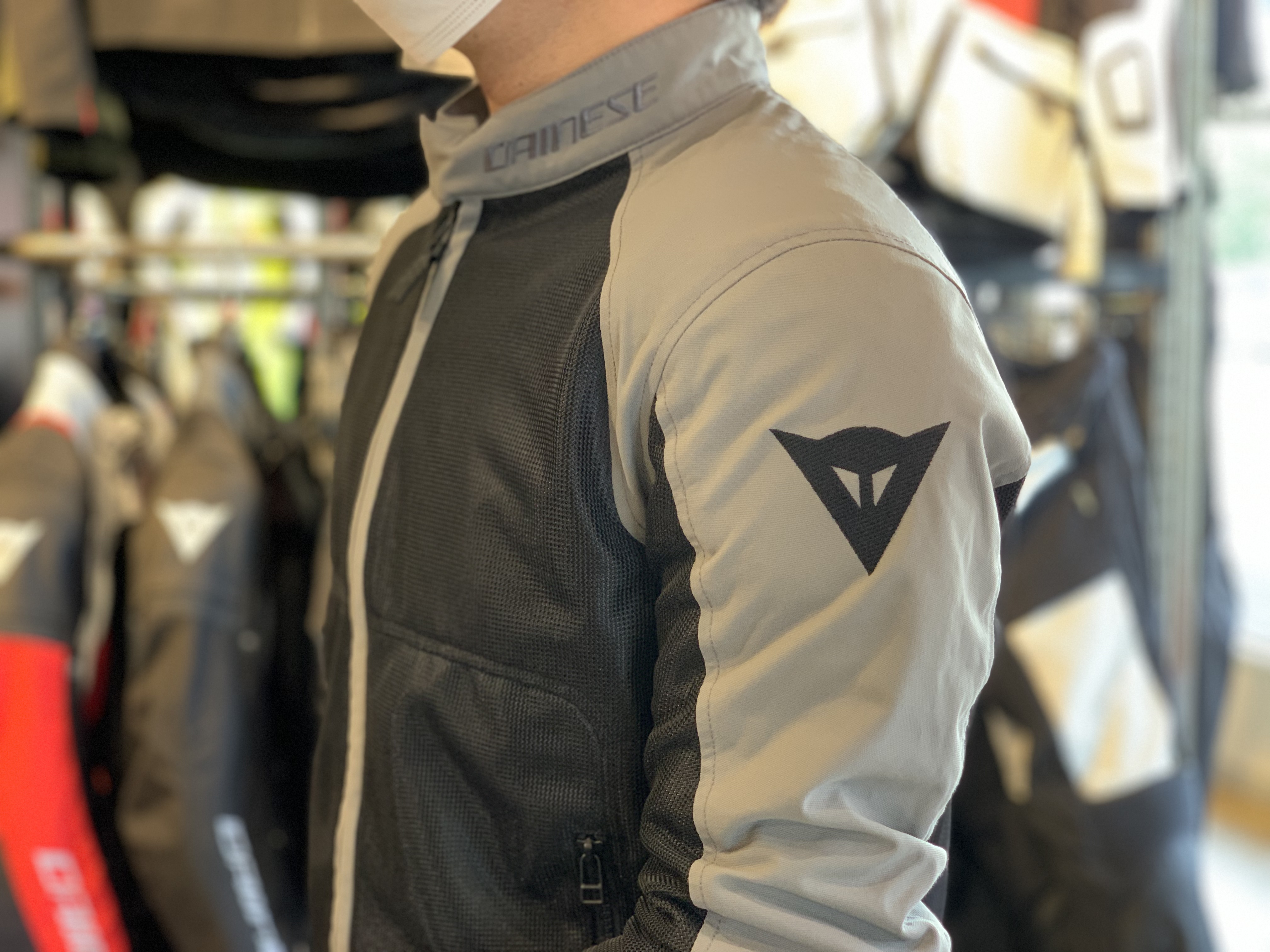 スタッフのコレ買っちゃいました メッシュジャケット編