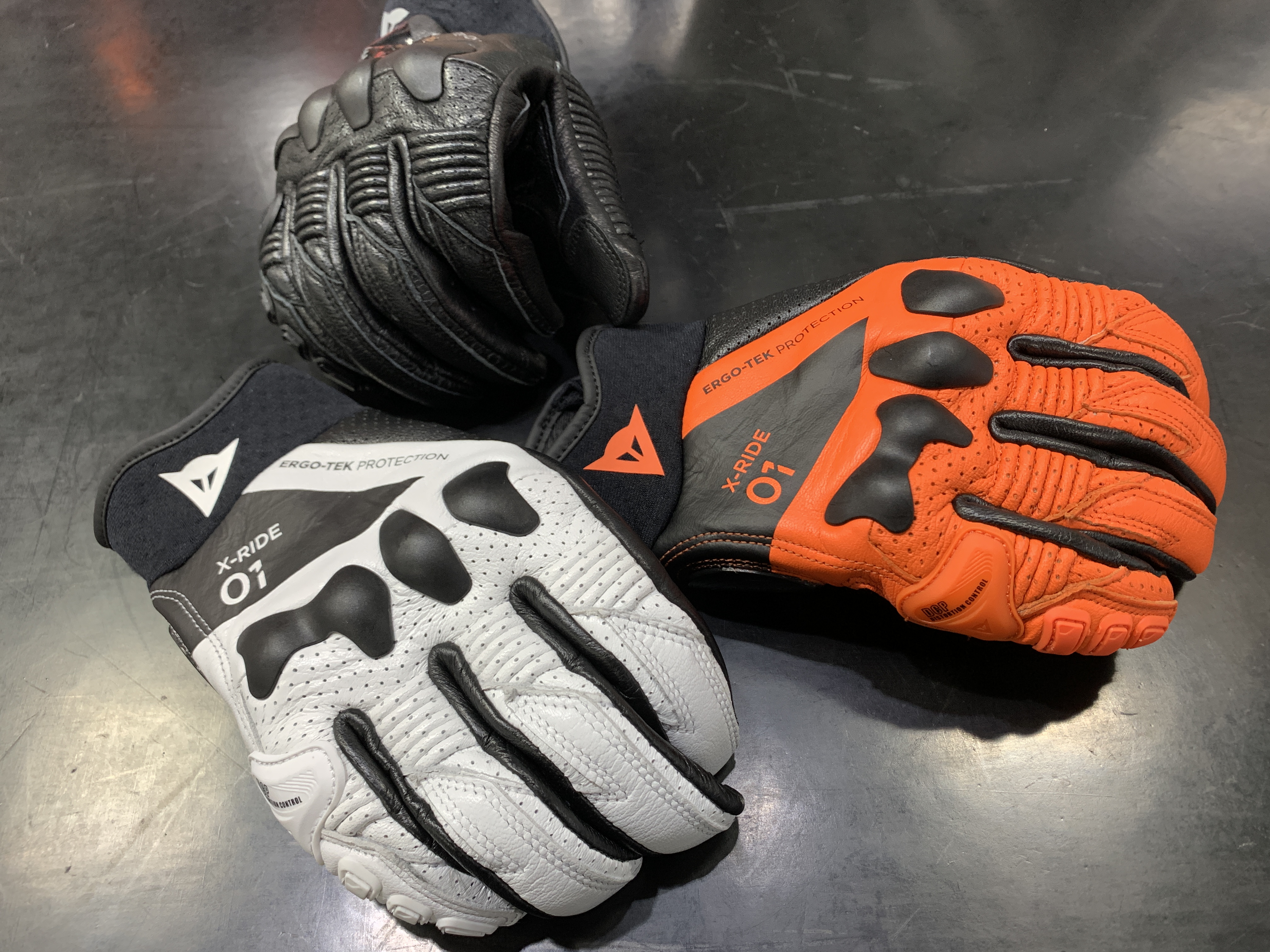 正規品）Dainese ライディンググローブ X-RIDE GLOVES（622） サイズ