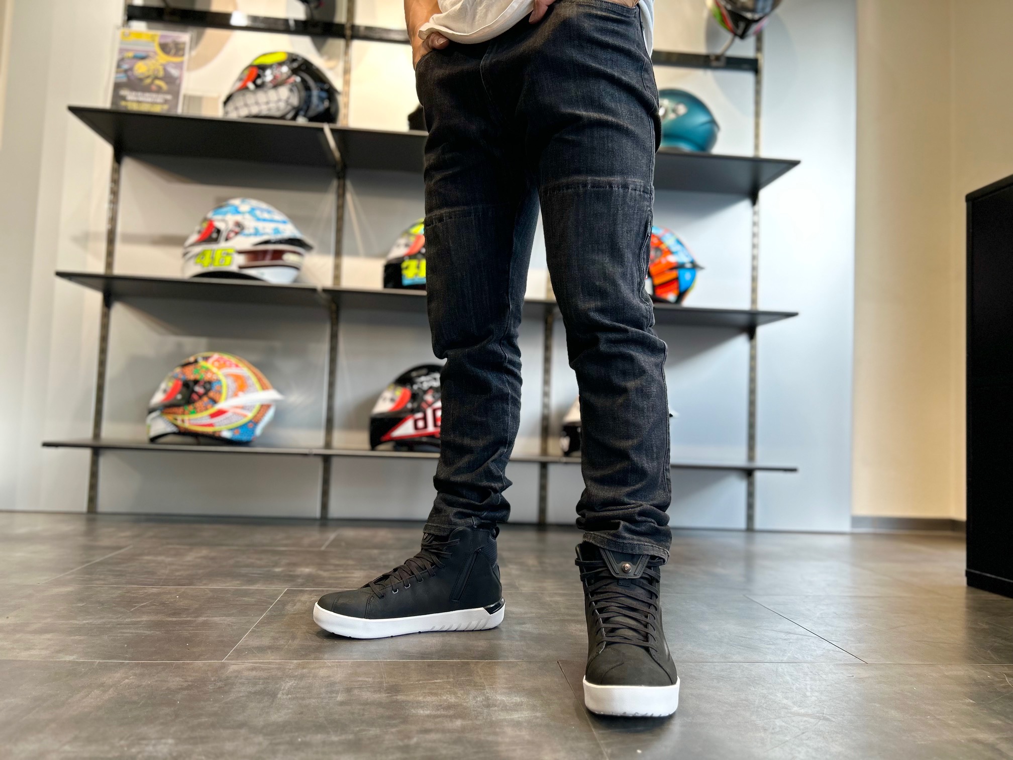 高い安全性と豊富なバリエーションでカジュアルなパンツコレクション