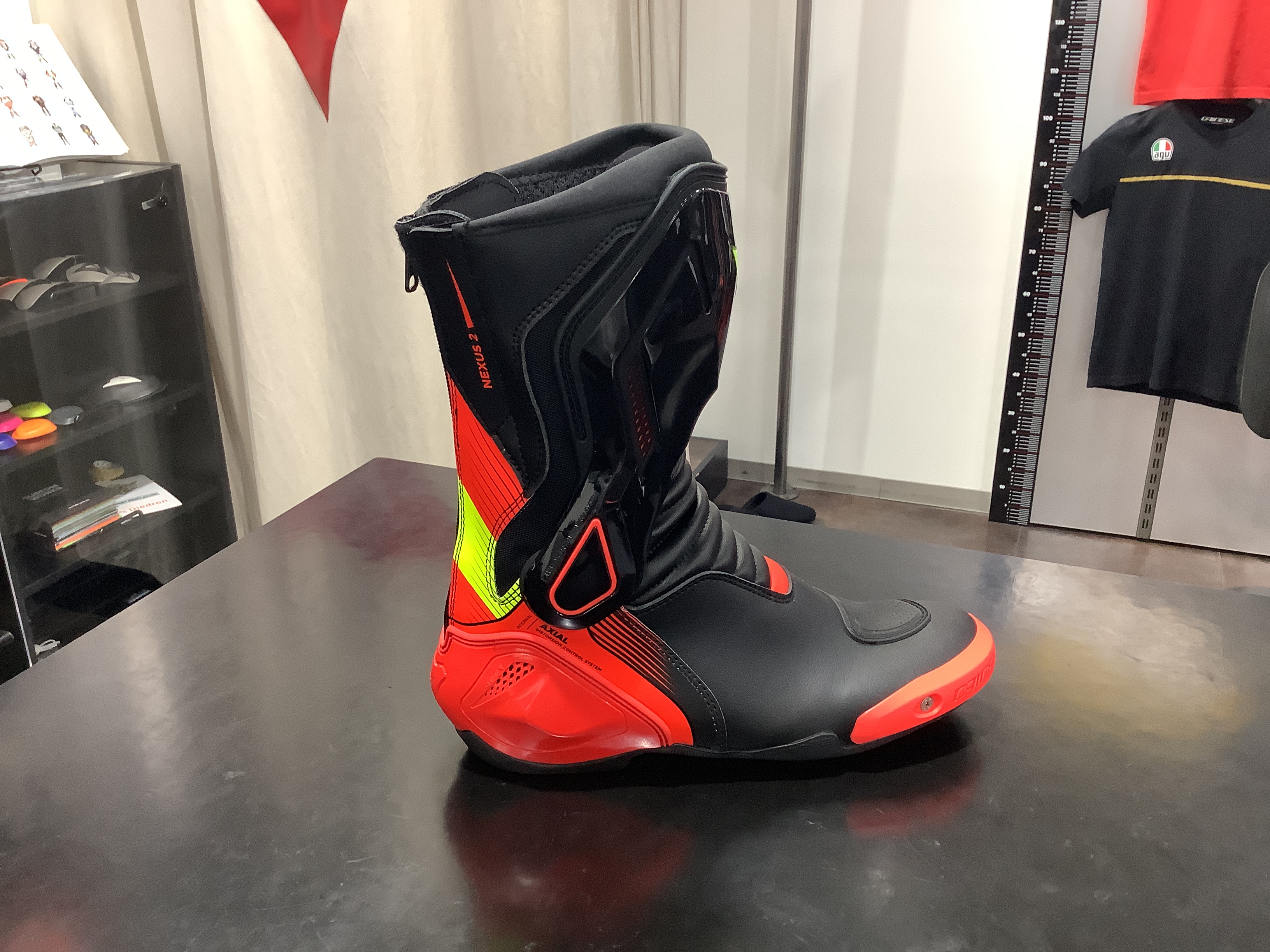 正規品／Dainese レーシングブーツ NEXUS D-WP BOOTS（001） サイズ