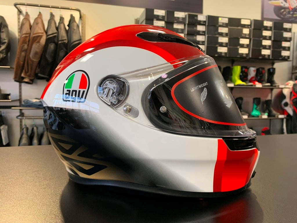 軽量型ヘルメットでバイクを楽しみたい！【AGV K6HELMET REPLICA】