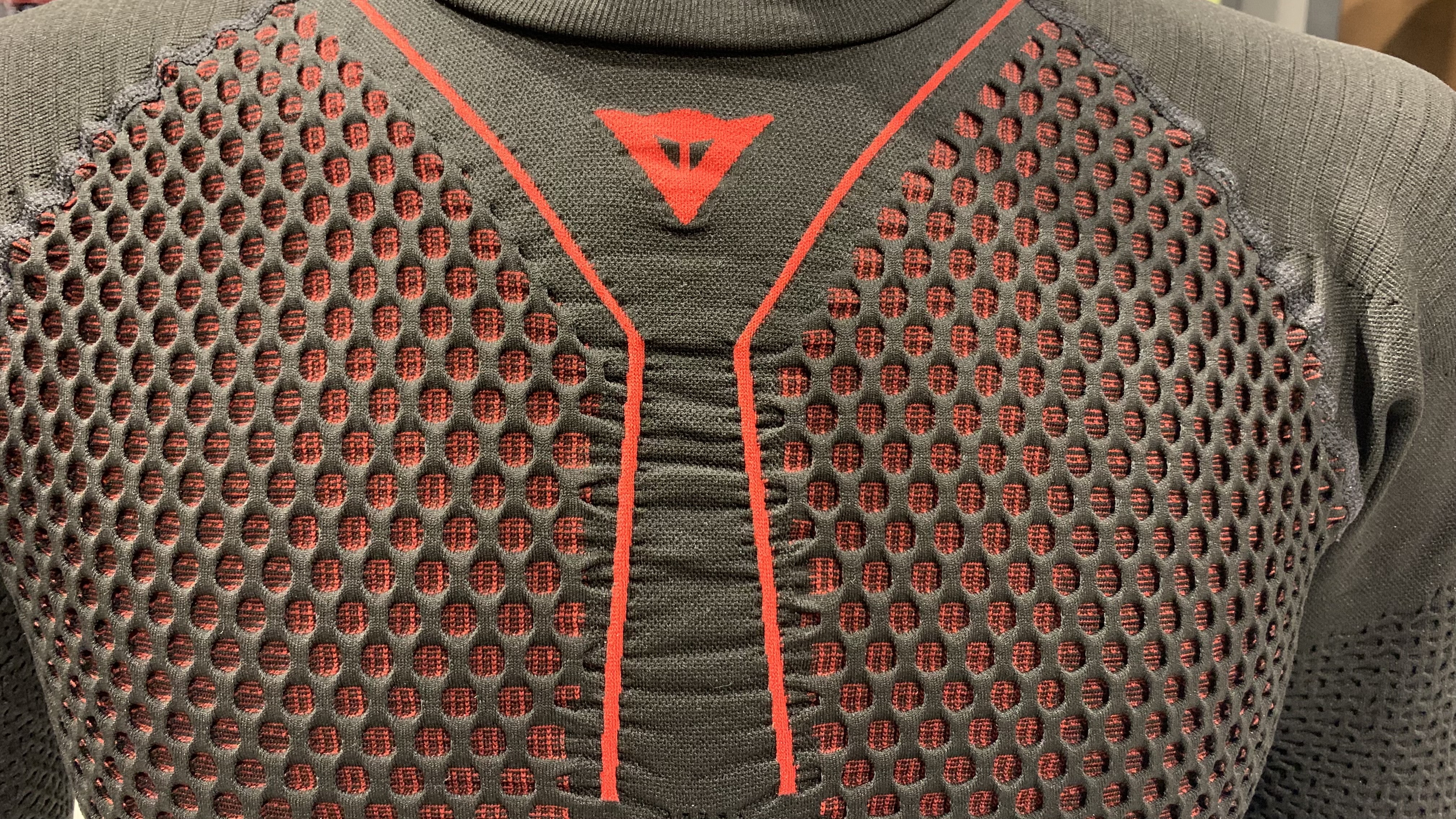 ウインタースポーツインナー】冬に欠かせない快適インナー