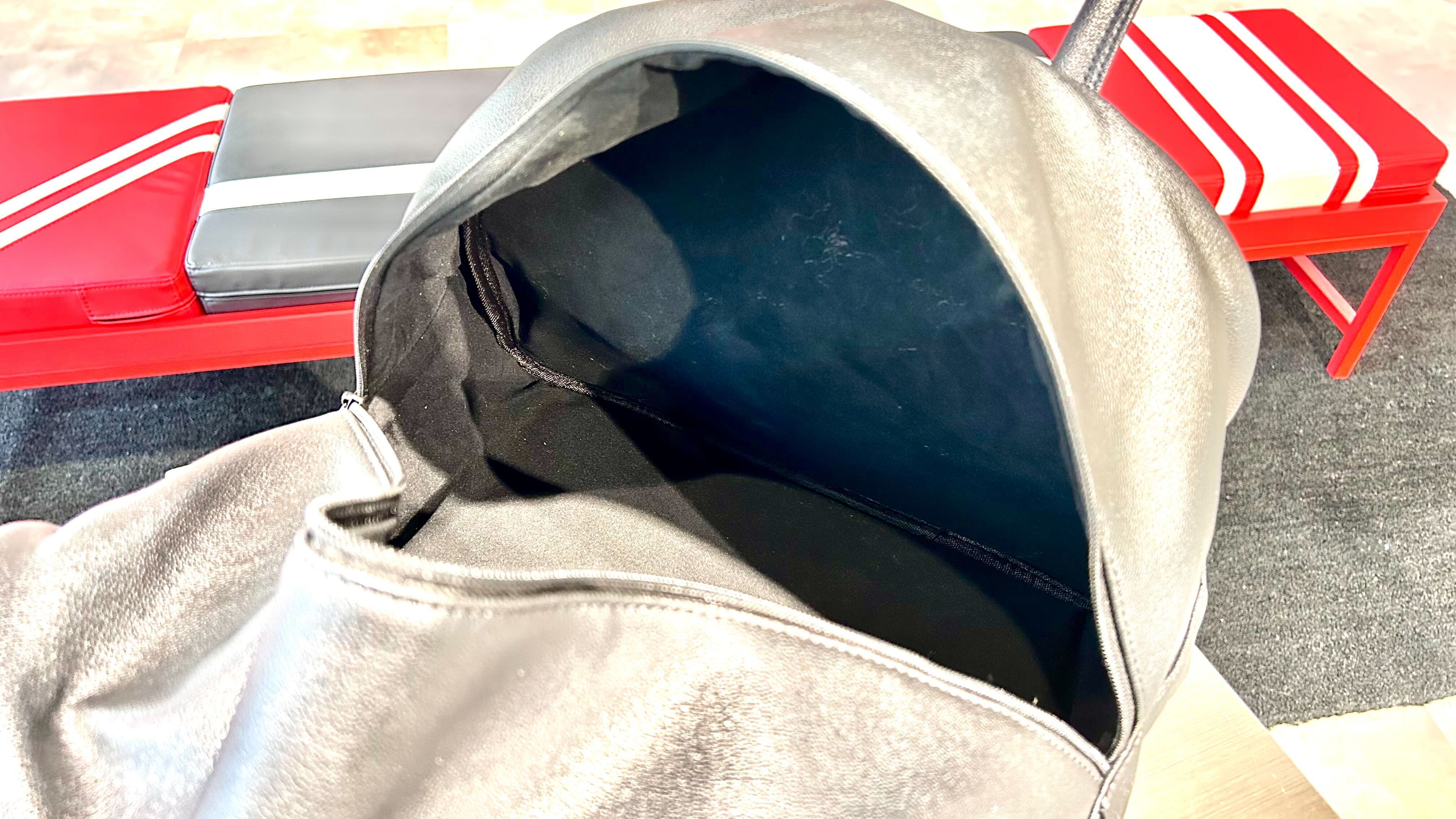 大切なヘルメットをオシャレに持ち運びませんか？