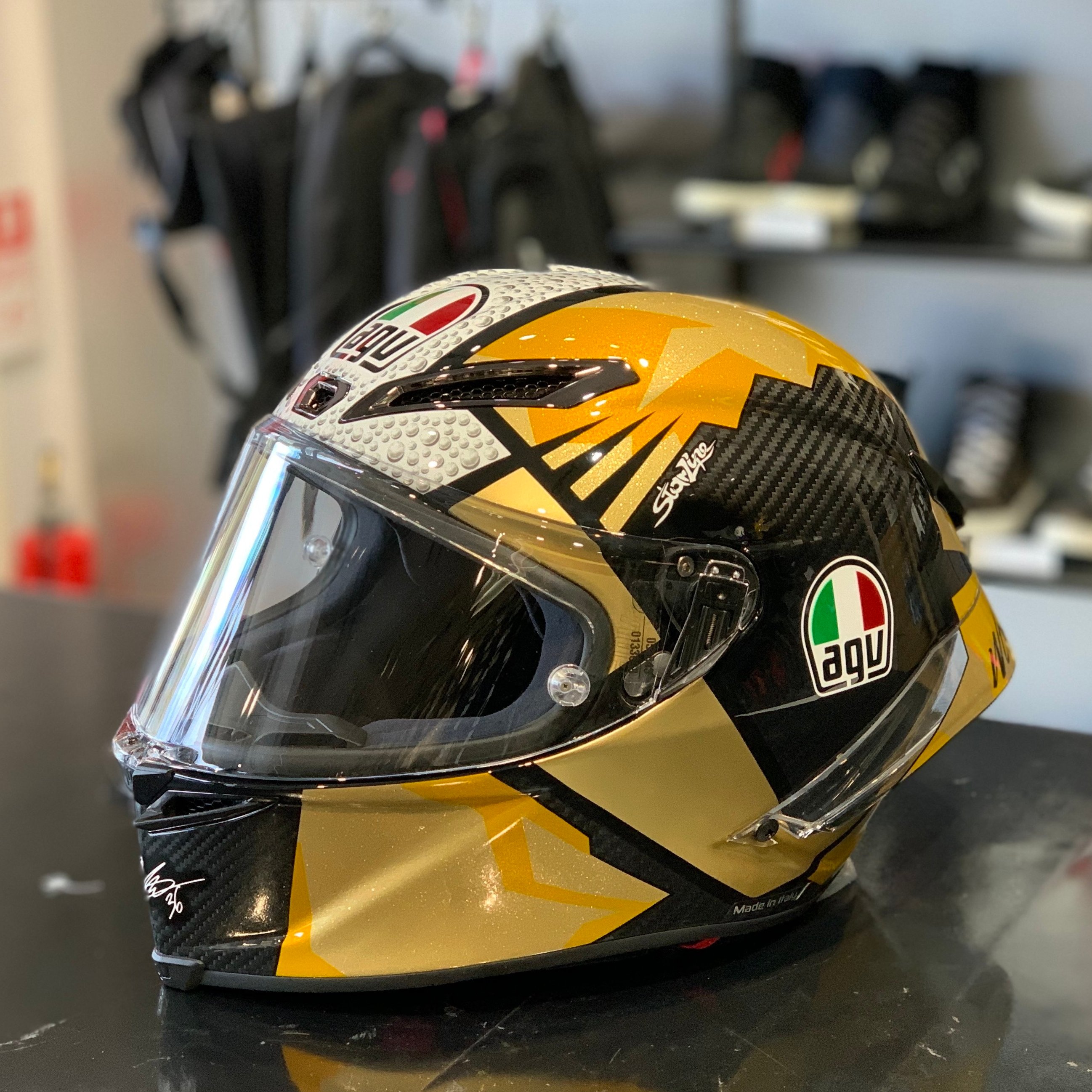 ワールドチャンピオン！ミルのレプリカが登場！