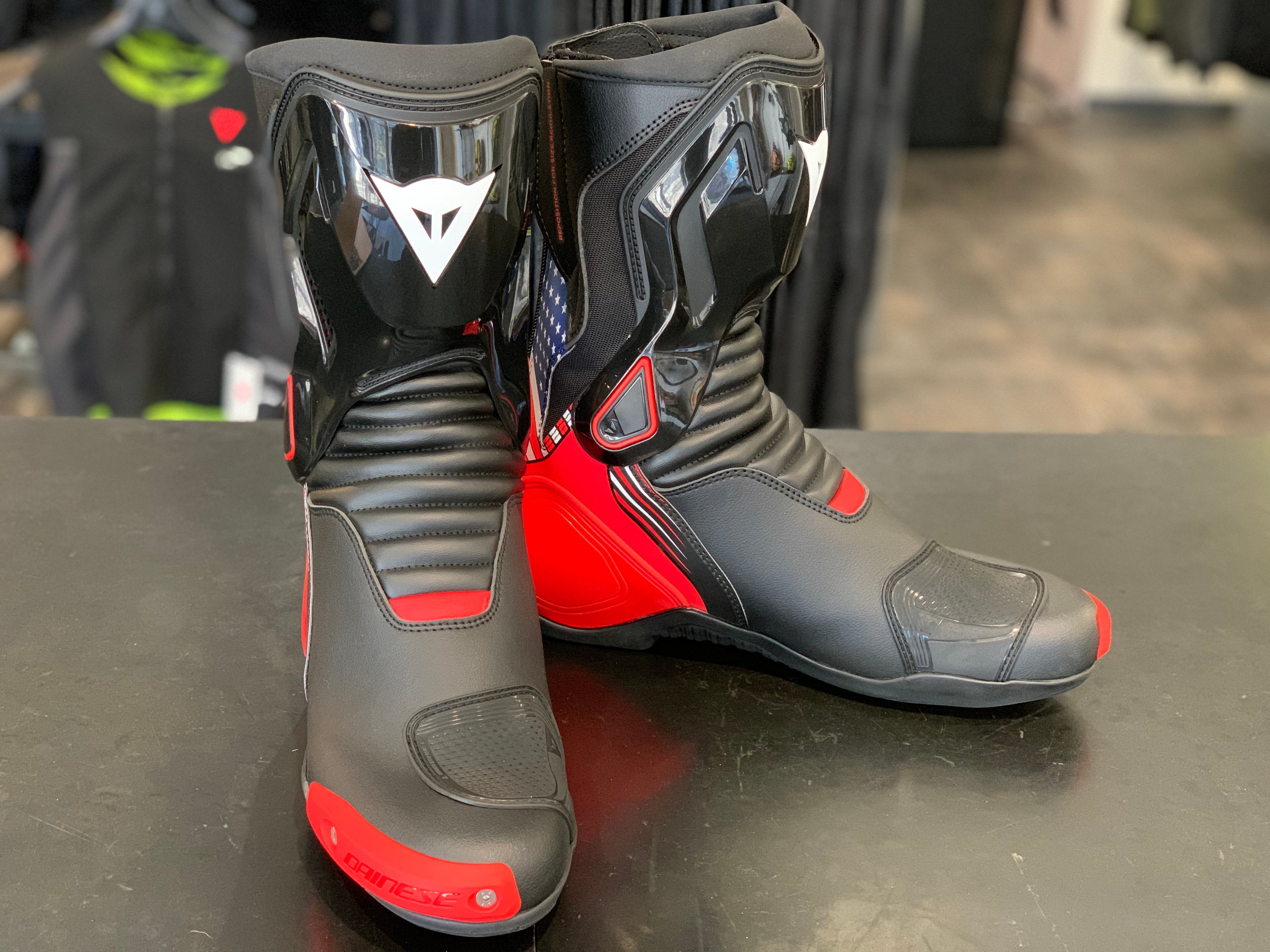 日本格安【期間限定値下げ中】DAINESE ダイネーゼ NEXUS 2 BOOTS バイクウェア・装備