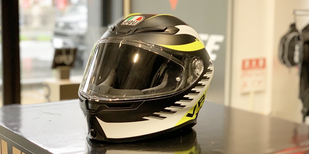 ツーリングヘルメットのプレミアムモデルのご紹介
