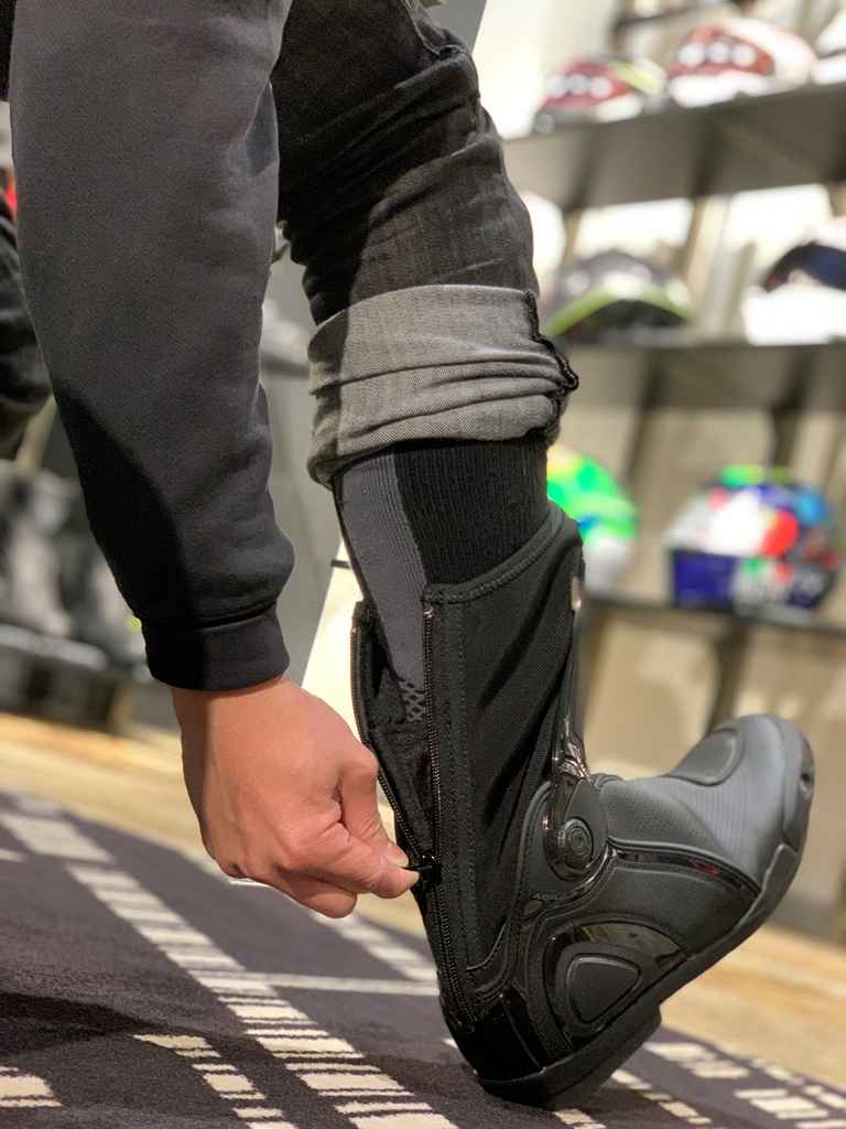 未使用 Dainese SPORT MASTER GORE-TEX BOOTS