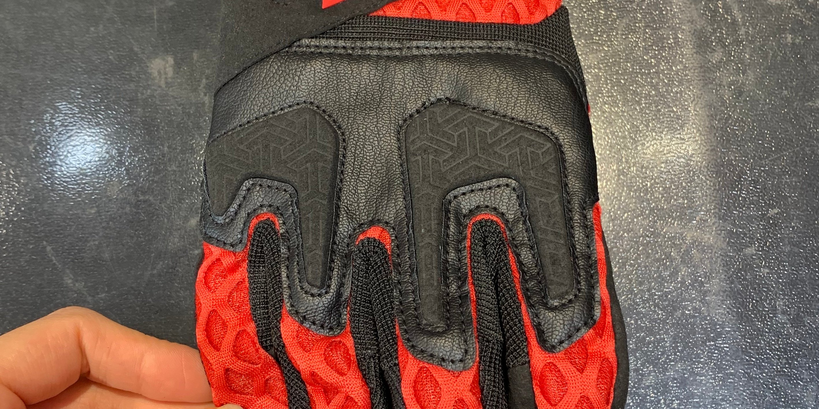 Demon Turf デーモン ターフ 新品未開封品 Demon Turf デーモン ターフ 新品未開封品