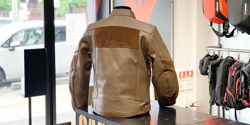 イタリア入荷の新作ジャケットのご紹介