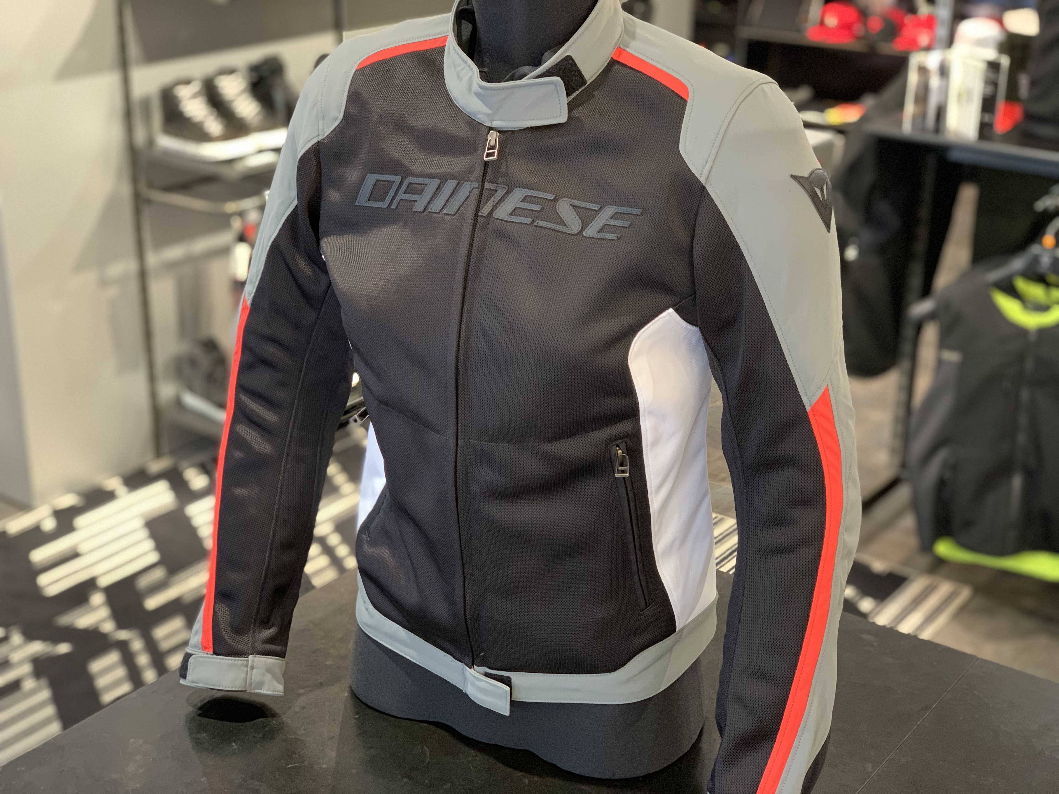 ダイネーゼ DAINESE メッシュジャケット 42 - 通販 - olgapuri.org