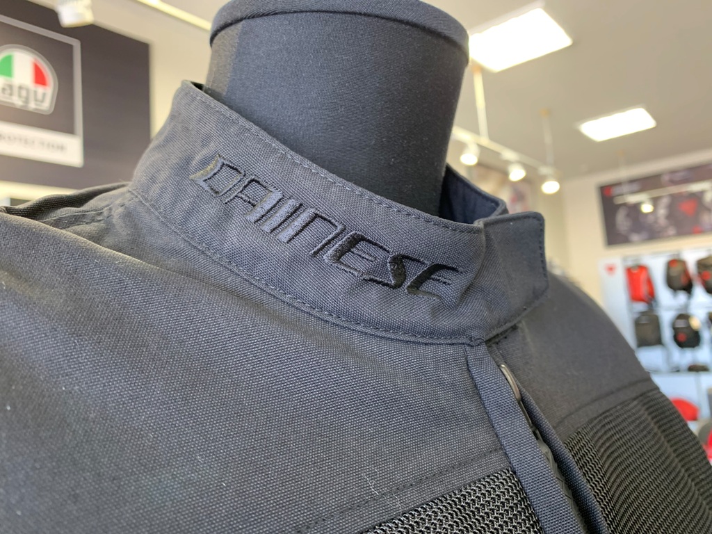 暑い季節にお勧め!!レディースモデルのメッシュジャケット【SEVILLA