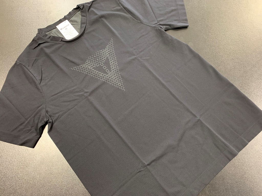 直接 肌に当たるインナーは柔らかでさらりとした物を【QUICK DRY TEE】